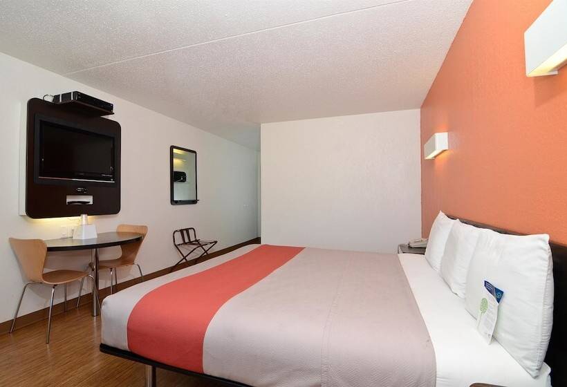 Номер Deluxe, Motel 6south Haven, Ks