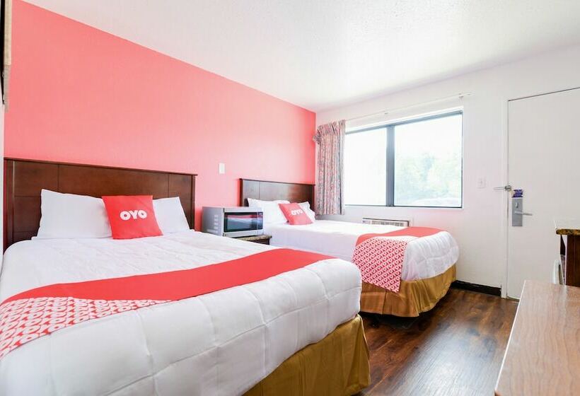 ２ダブルベッドのスタンダードルーム, Oyo Hotel South Bend Campus