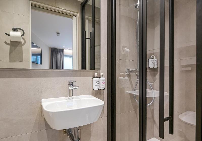 Номер Стандарт, St Pancras Inn