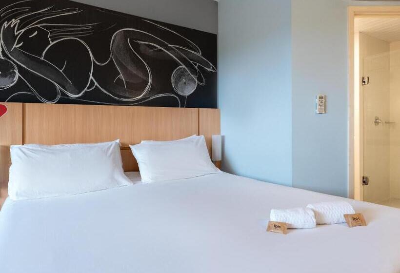 디럭스 룸 킹사이즈 침대, Ibis Foz Do Iguaçu