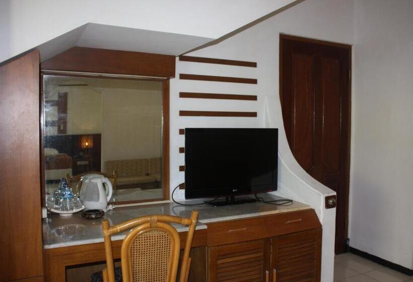 Номер Deluxe, Puri Naga Beachfront Cottages