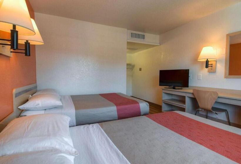 4인용 스탠다드 룸, Motel 6 Jurupa Valley, Ca   Riverside West