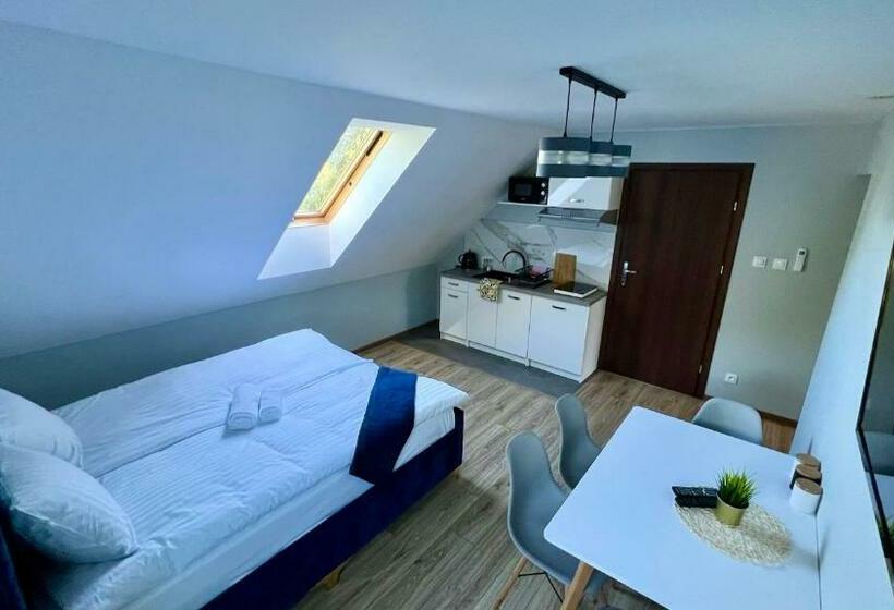 Семейный Номер, Aparthotel W Dolinie Stawów Zator By Housine