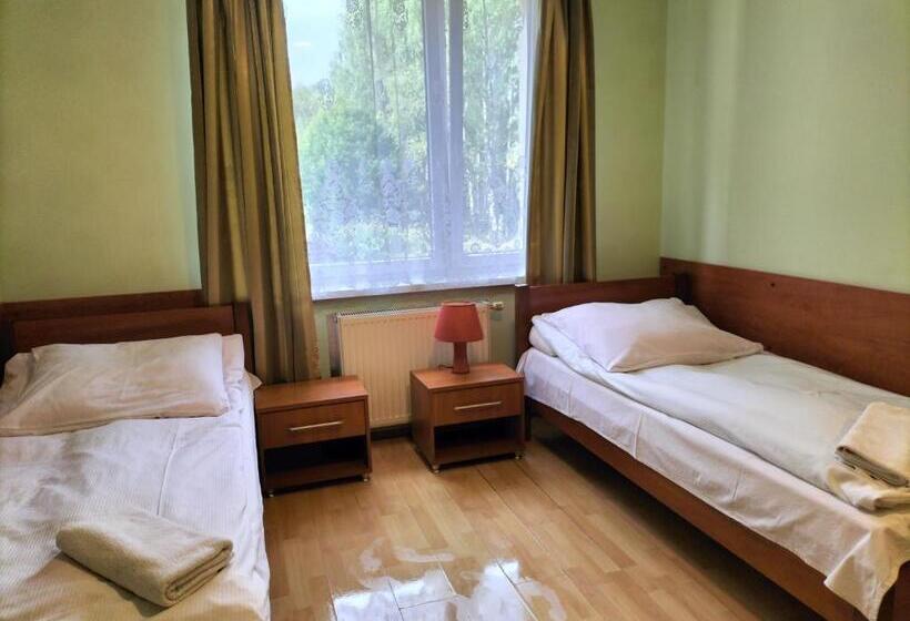 Номер Стандарт, Gościniec U Zawierki