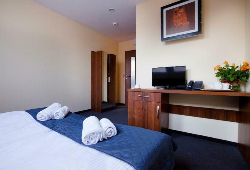 Номер Стандарт, Aparthotel W Pałacu