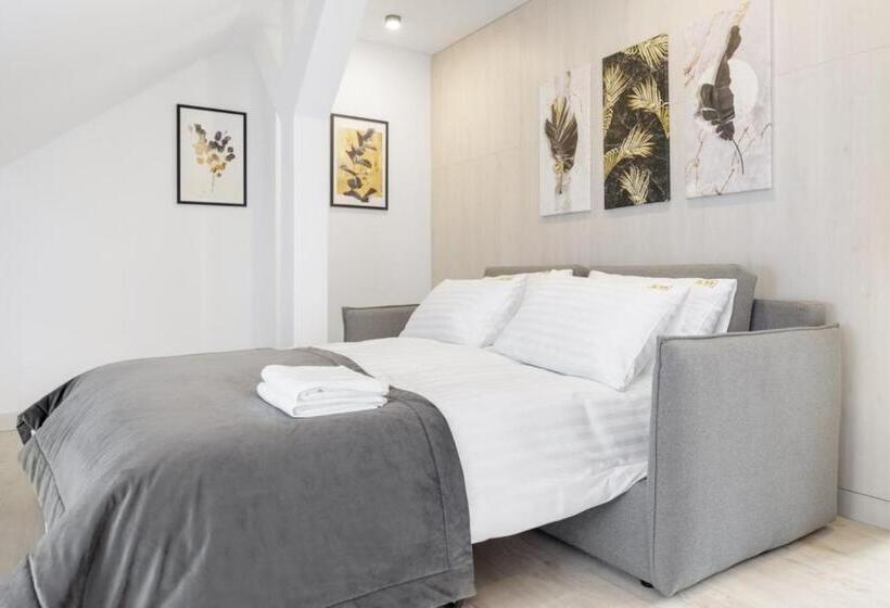 דירת פנטהאוז 1 חדרי שינה, Apartamenty L11, Limanowskiego