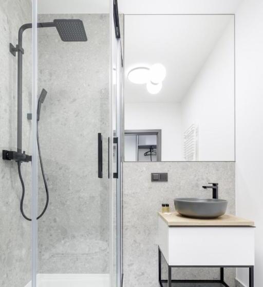 דירת חדר, Apartamenty L11, Limanowskiego