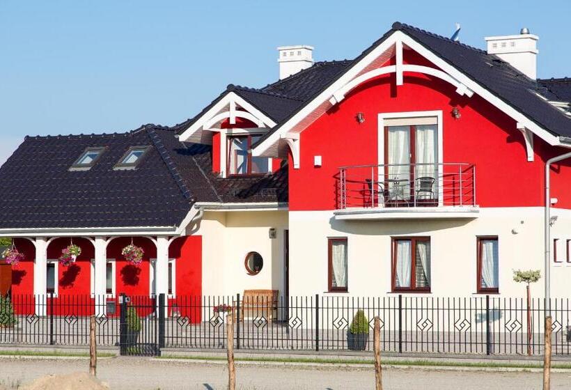 Апартаменты 1 Спальня Нижний Этаж, Villa Kamila
