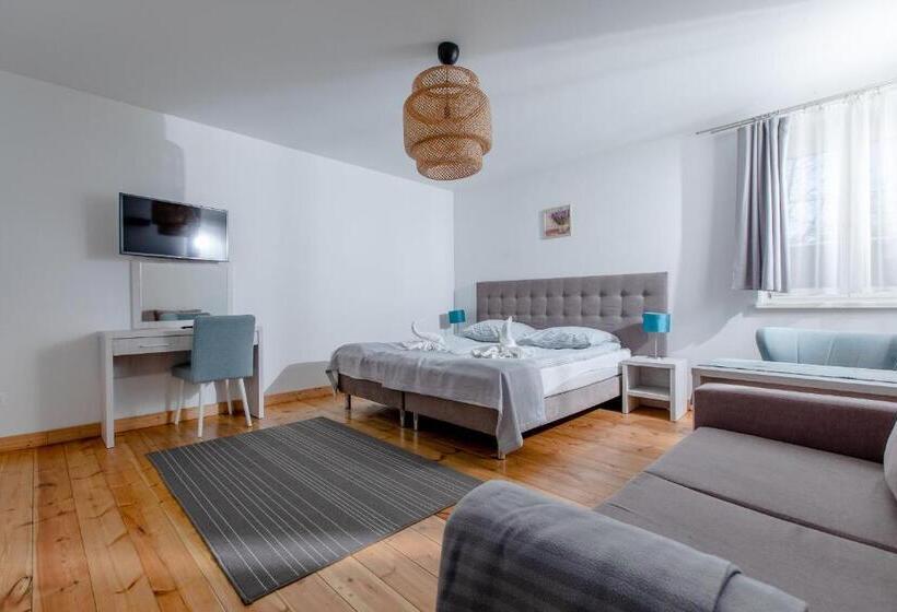 Апартаменты Deluxe 1 Спальня, Ośrodek Kolonijno Wczasowy Mewa   Przy Plaży Z Basenem Z Podgrzewaną Wodą I Mini Spa