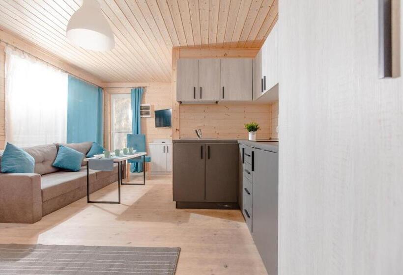 Шале 1 Спальня, Ośrodek Kolonijno Wczasowy Mewa   Przy Plaży Z Basenem Z Podgrzewaną Wodą I Mini Spa