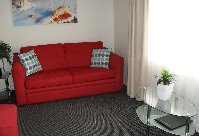 Апартаменты 1 Спальня Вид на Сад, Beaches Serviced Apartments