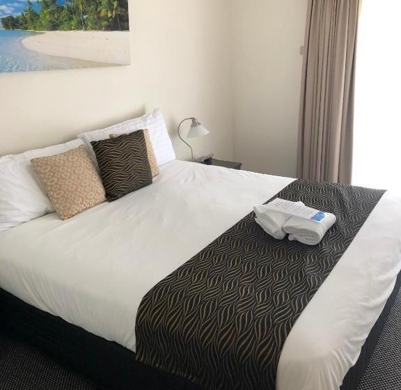 Вилла 3 Спальни, Beaches Serviced Apartments