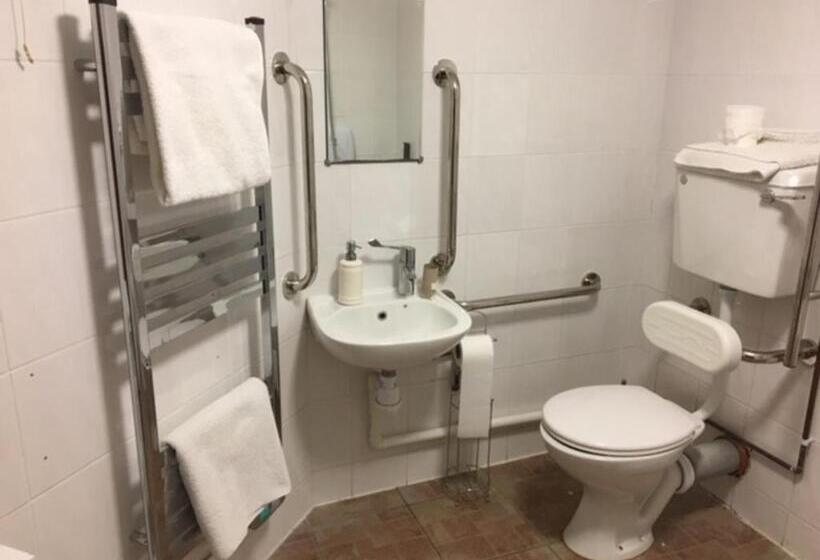 Номер Стандарт, The Engine Inn