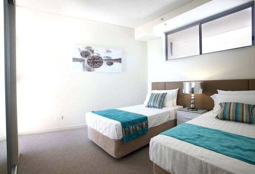 Апартаменты 3 Спальни, Monaco Caloundra