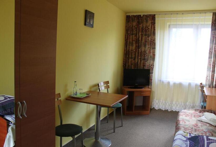 Номер Стандарт Индивидуальный, Hostel Barbórka