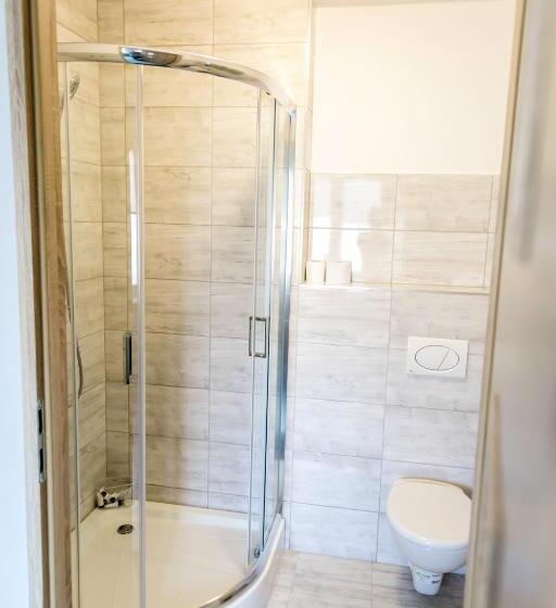 Апартаменты 2 Спальни, Hostel Barbórka