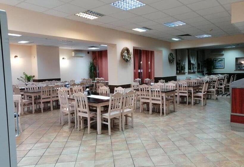 Четырехместный Номер Стандарт, Wosir Drzonków