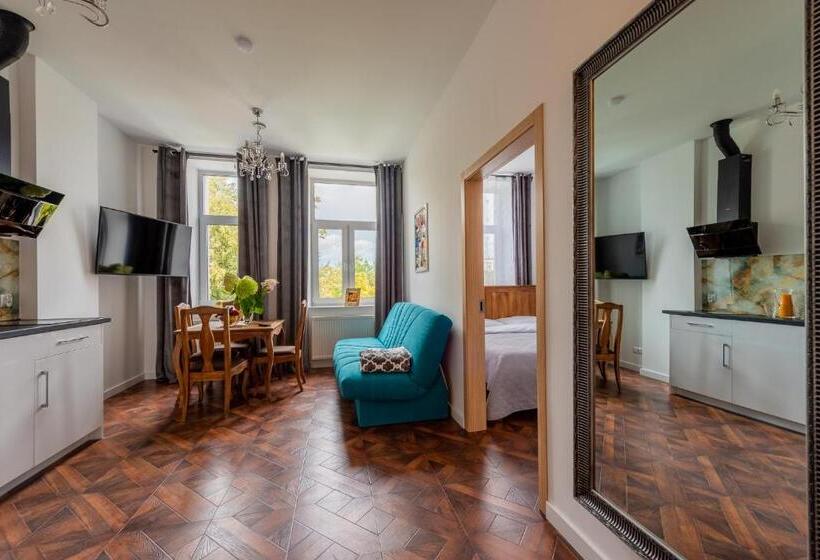 Четырехместный номер Премиум, Kamienica Zamenhofa   Apartamenty Na Wynajem