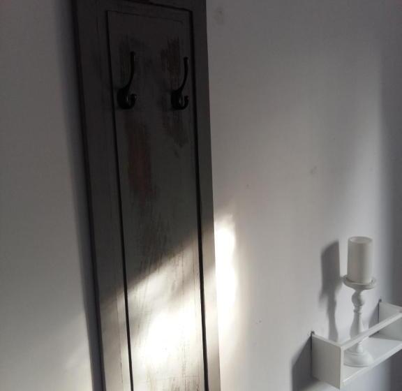 Семейный Номер, Master Corner Apartment