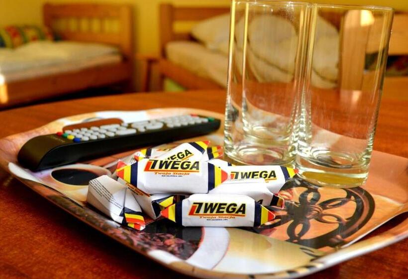 Номер Стандарт Трехместный, Noclegi Wega