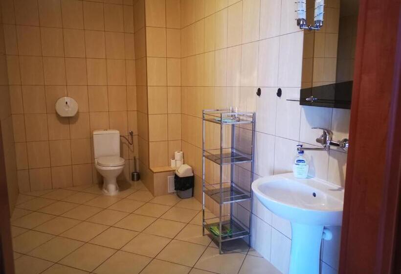 スーペリアファミリールーム, I Restauracja Bona