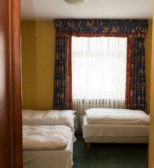 Номер Стандарт Трехместный, Motel Petro