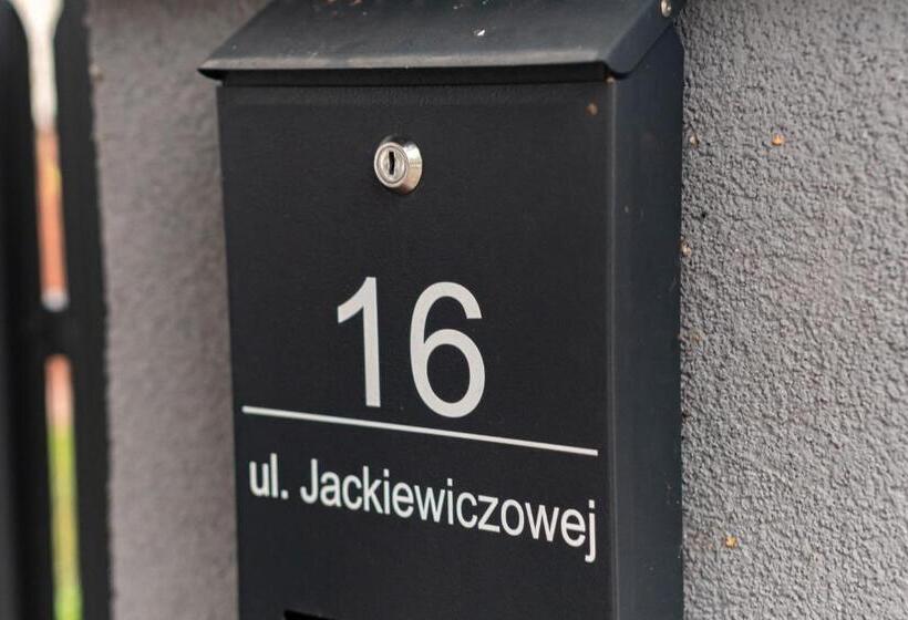 Студия Стандарт, Uroczy, Przytulny Apartament Poddasze
