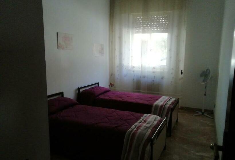 Casa 3 Quartos, Affittacamere Al Piano Terra