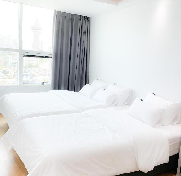 Номер Deluxe, Sokcho Gallery In Stay