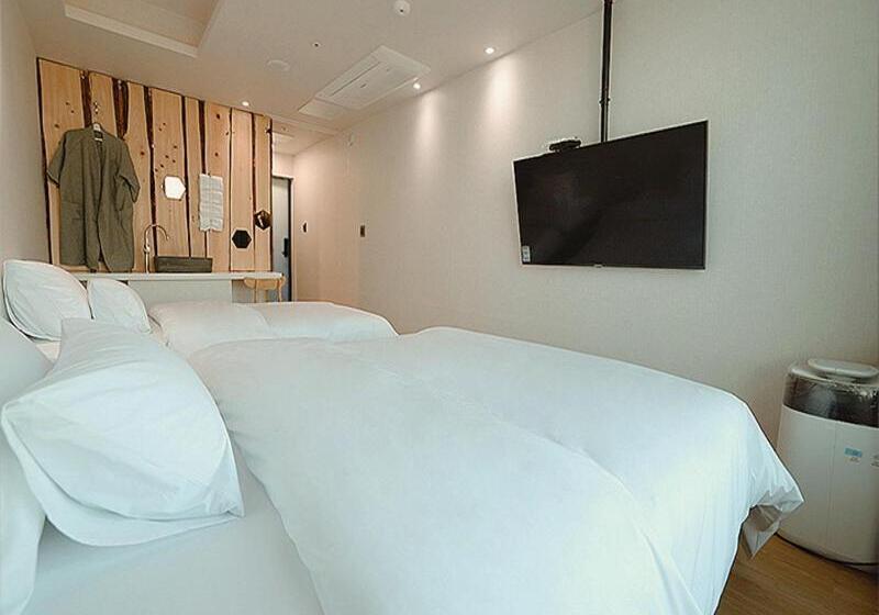 Номер Deluxe, Sokcho Gallery In Stay