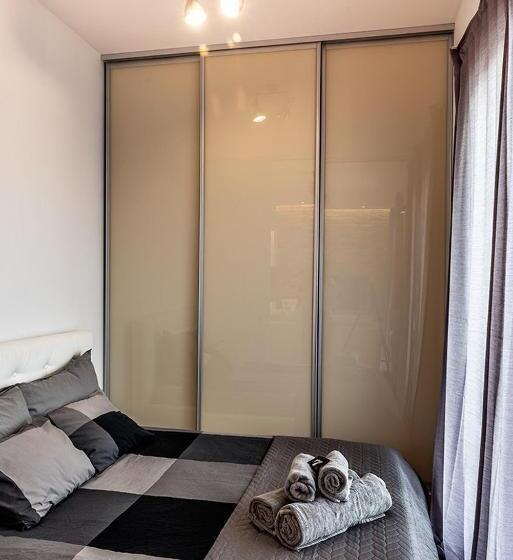 Suite with Terrace, Prince Witold Apartments Near The Market Square 43 Księcia Witolda Street