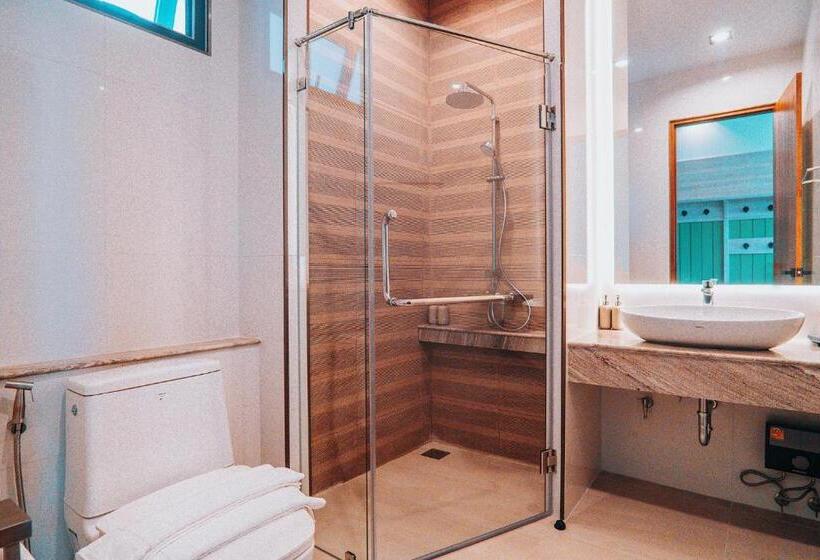 Номер Стандарт с Балконом, Veevaree Riverkwai Resort