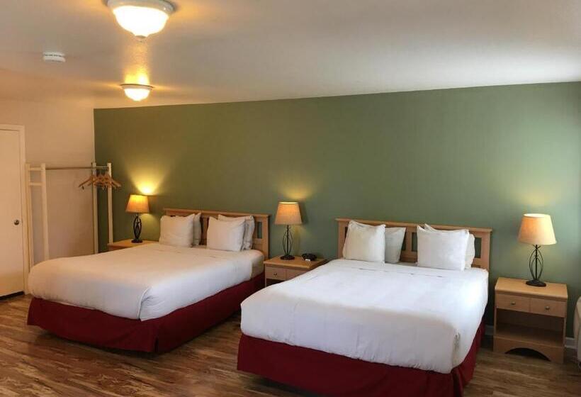 Студия Deluxe, Clear Lake Cottages & Marina