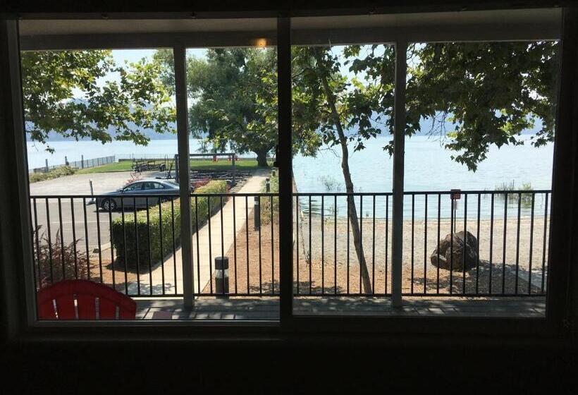 Люкс Повышенной Комфортности, Clear Lake Cottages & Marina