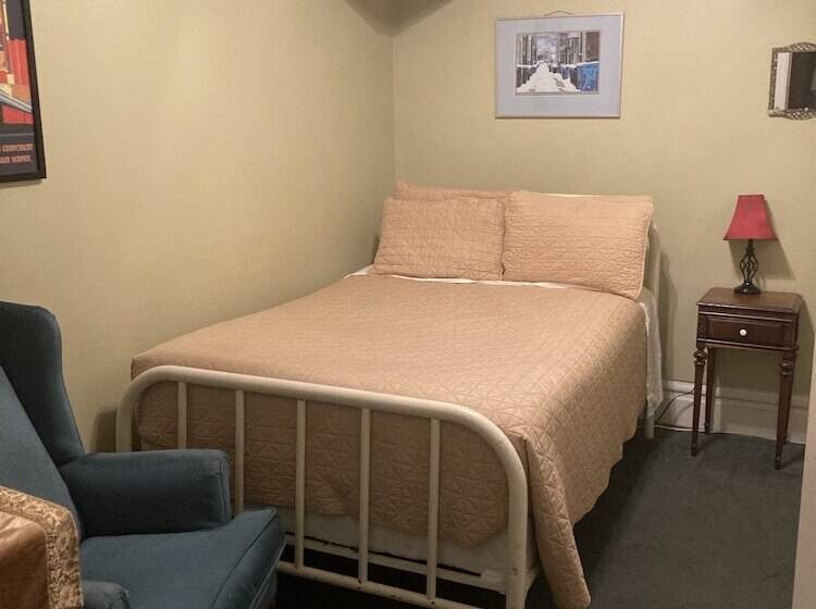 스탠다드 룸, Old Chicago Inn