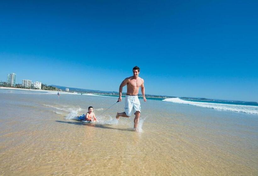 2 Bedroom Apartment with Views, Kirra Beach Apartments