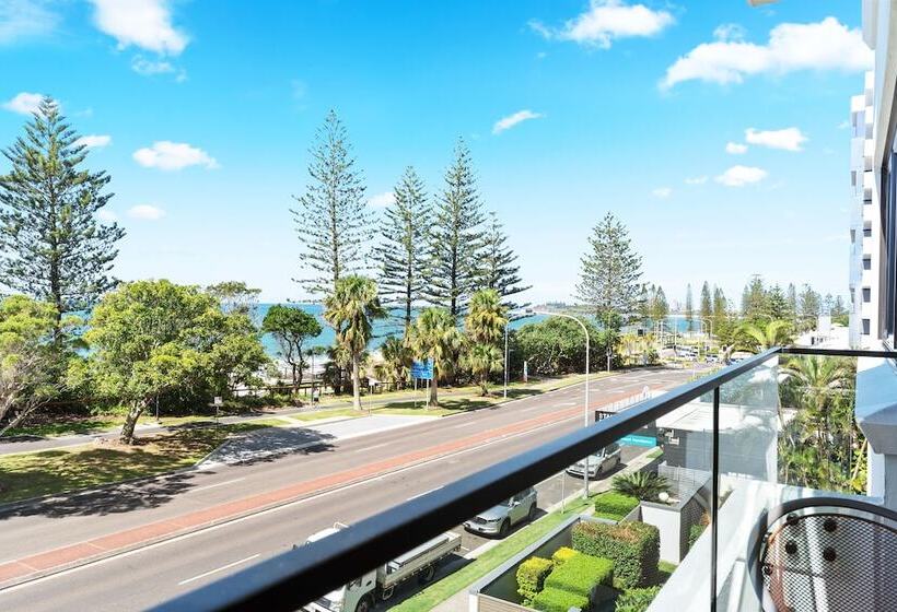 Апартаменты 1 Спальня, Windward Apartments