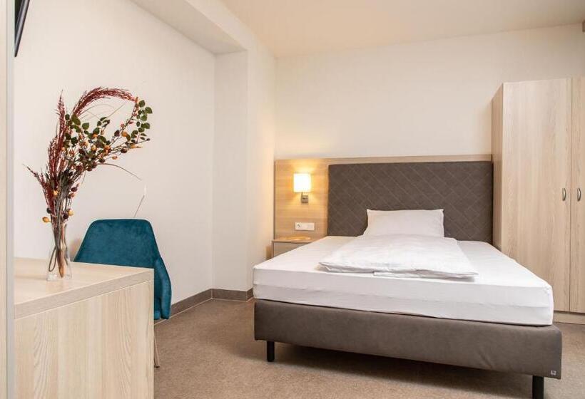 Номер Стандарт Индивидуальный, Gesundheits  & Wellnessresort Salzerbad