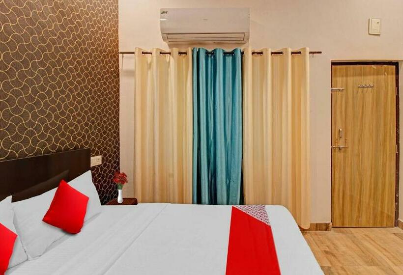 Трехместный Номер Классика, Oyo Flagship 80648 Resort Stay Inn