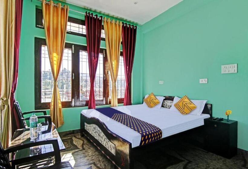 三人经典房间, Spot On 80478 Jai Shiv Shakti Guest House
