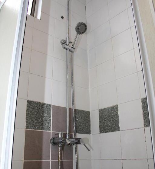 Трехместный Номер Deluxe, Sandakan Inn