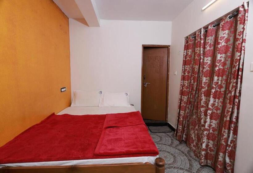 اتاق استاندارد سه نفره, Seven Endue Cottages