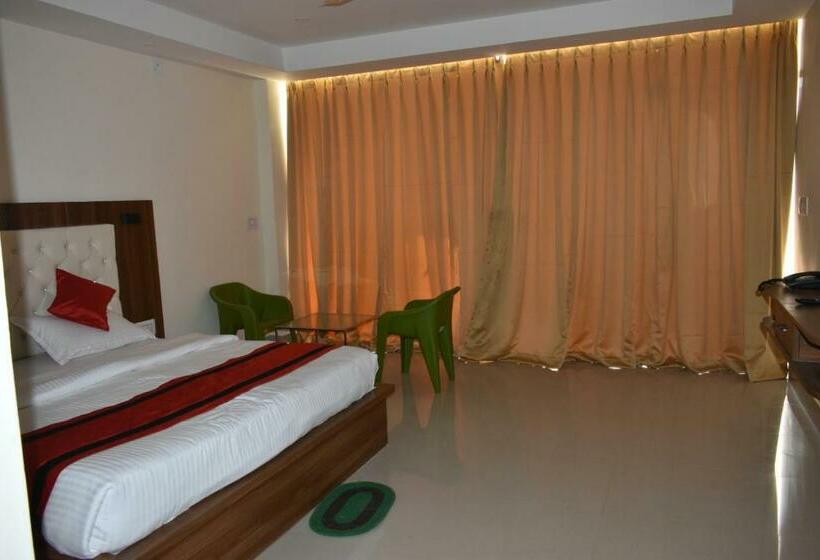 Номер Deluxe, Palashgram Eco Resort