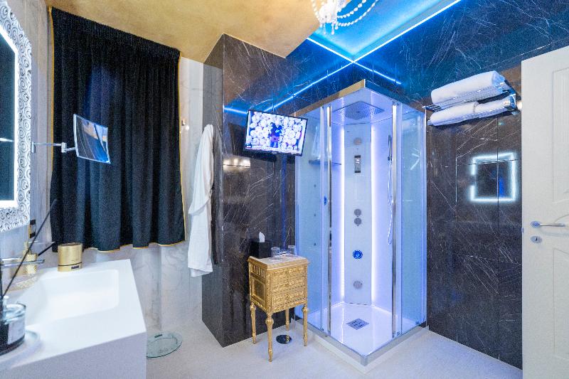 سوییت لوکس, Leucosya Luxury Rooms
