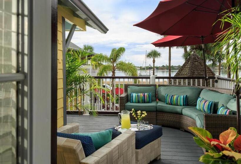 디럭스 스위트 킹 침대, Bayfront Marin House