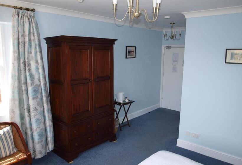 Номер Стандарт, Manor Inn Galmpton