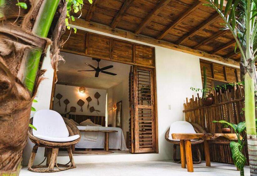 Люкс с Террасой, Casa Chula Hotel Boutique Frente Al Mar
