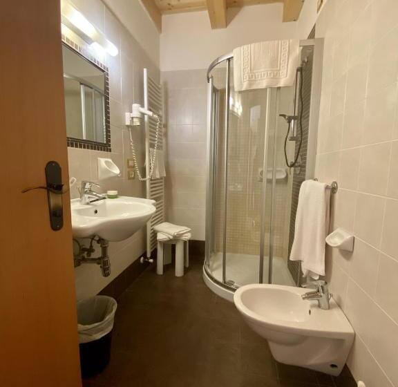 Четырехместный Номер Deluxe, Park Hotel Bellavista