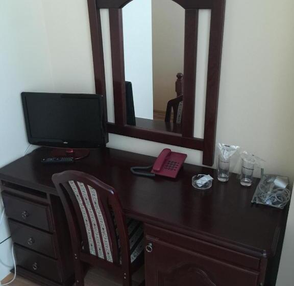 اتاق لوکس, Bed & Breakfast Karavan