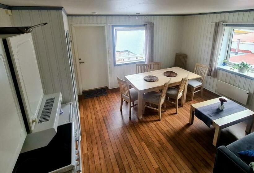 침실 2개 아파트, Lydersen Rorbuer Hostel And Apartments Kvalvika And Rytten